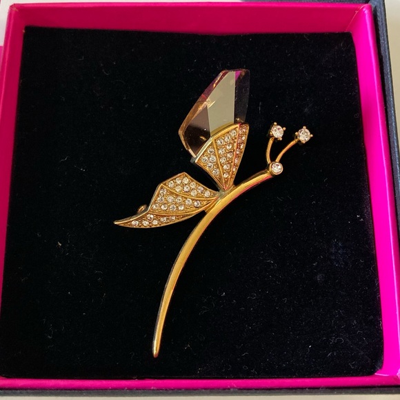 Gloden butterfly brooch - Picture 2 of 6